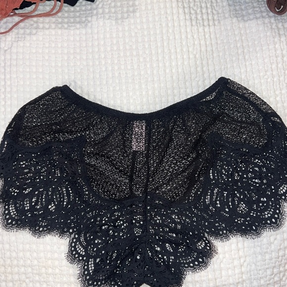 Lace shorts - Picture 1 of 2